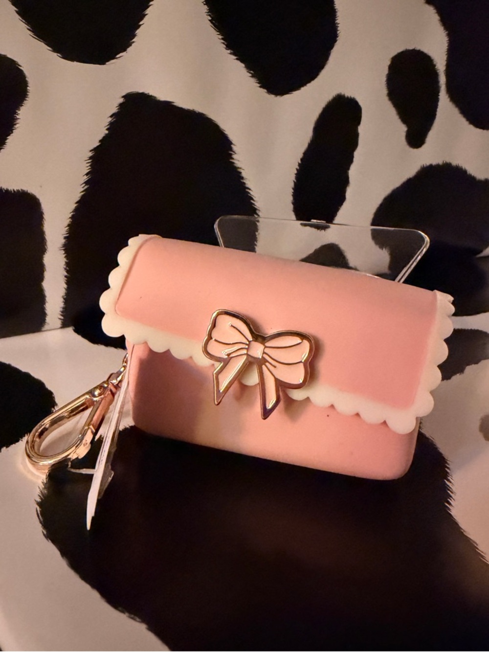 Bath & Body Works Pink Scalloped Bow Mini Bag Hand Sanitizer Holder